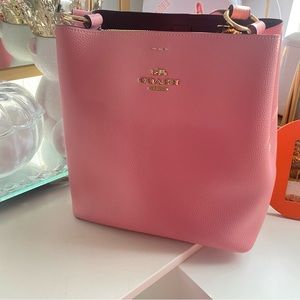 Coach bucket bag